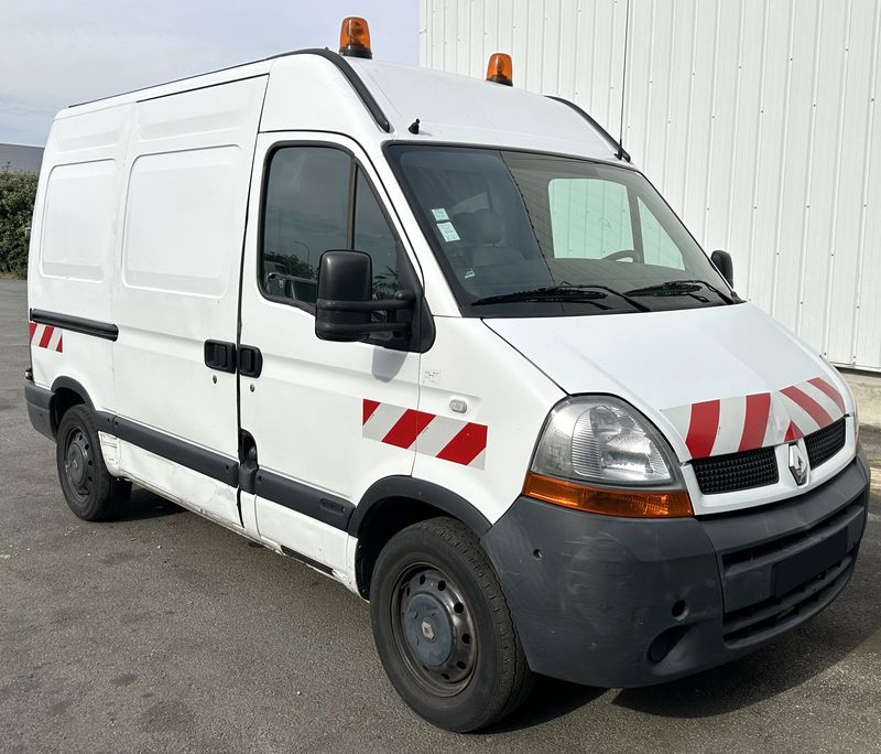 FOURGON RENAULT MASTER 2.5 DCI 100 PHASE 2 TOLLE 2005