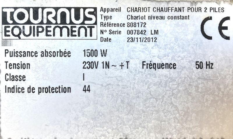 CHARIOT CHAUFFE-ASSIETTES A 2 SILOS A NIVEAU CONSTANT EN INOX ALIMENTAIRE DE MARQUE TOURNUS EQUIPEMENT REPOSANT SUR 4 ROULETTES DIRECTIONNELLES DONT 2 FREINEES. 1500 WATTS. 230 VOLTS. VENDU SANS SES CLOCHES. USURE. 90 X 49 X 90 CM. LOCALISATION : ORANGE - EVREUX - 337 RUE GAY LUSSAC - 27000 EVREUX.