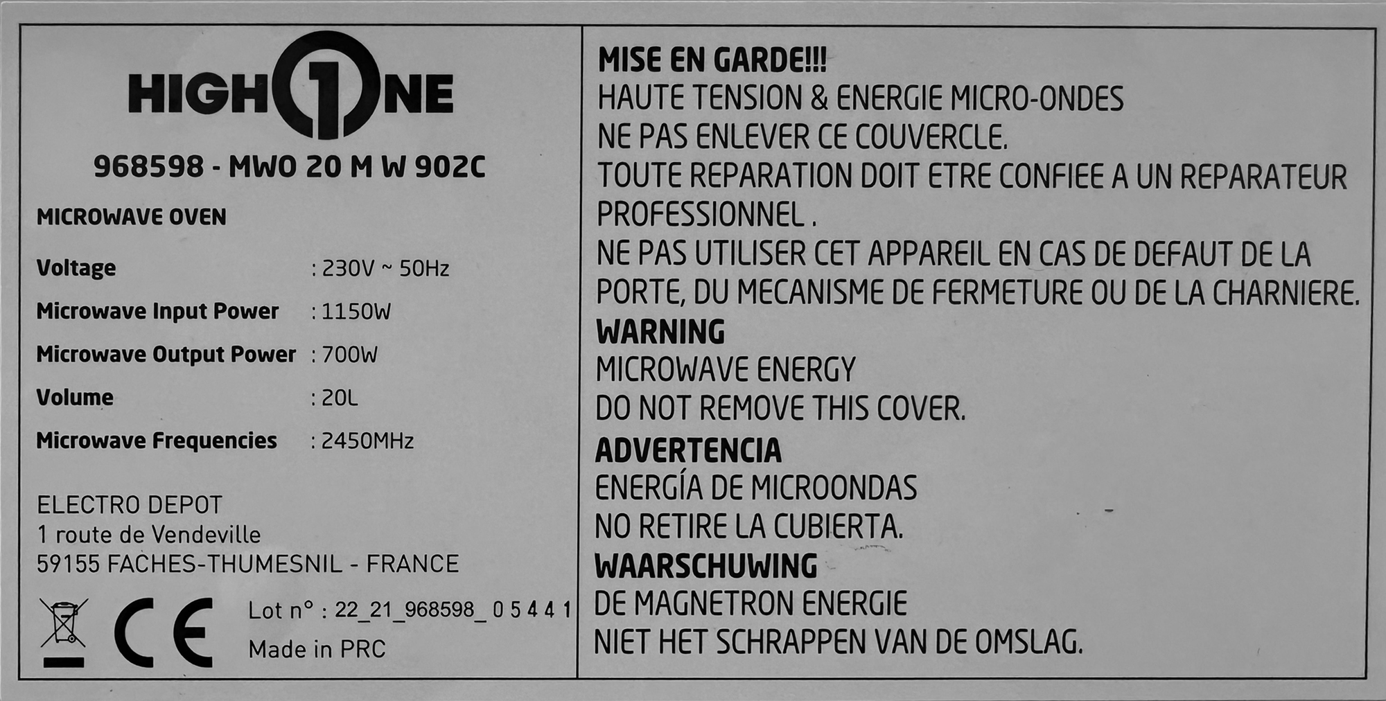 FOUR A MICRO-ONDES 700 WATTS DE MARQUE HIGH 1 ONE MODELE 968598 MW0-20MW902C EN ACIER LAQUE DE COULEUR BLANC. 25 X 44 X 33 CM. LOCALISATION : ORANGE SAINT-MAUR - 67 BOULEVARD RABELAIS - 94100 SAINT-MAUR-DES-FOSSES.