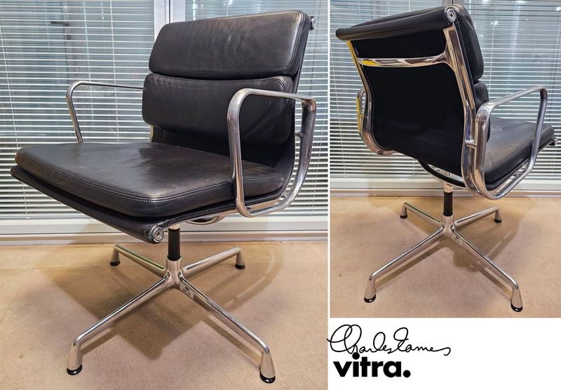 FAUTEUIL PIVOTANT DESIGN CHARLES ET RAY EAMES MODELE SOFT PAD EA208 EDITION VITRA, STRUCTURE EN ALUMINIUM, GARNITURE EN CUIR NOIR REPOSANT SUR UN PIETEMENT EN ETOILE A 4 BRANCHES SUR PATINS. 84 X 58 X 69 CM. ALUMINIUM LEGEREMENT RAYE.