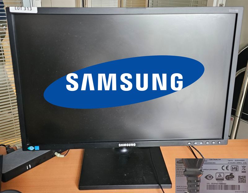 81 UNITES: MONITEUR SUR PIED A ECRAN LED 22 POUCES DE MARQUE SAMSUNG MODEL S22E450 OU S22C450. VENDU AVEC OU SANS CABLE D'ALIMENTATION ET VIDEO.