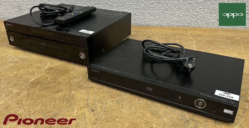 2 LECTEURS BLUERAY DONT 1 DE MARQUE OPPO MODELE BDP-80 ET 1 DE MARQUE PIONEER MODELE BDP-LX71 VENDU AVEC SA TELECOMMANDE.