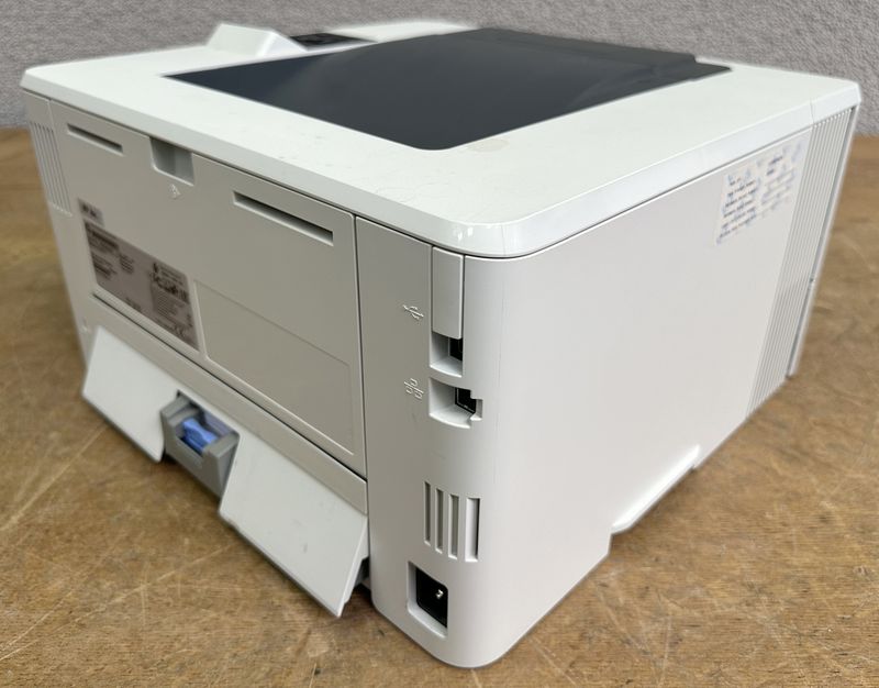 IMPRIMANTE RESEAU LASER A4 DE MARQUE HP MODELE LASERJET PRO M402DNE, 40 PAGES MINUTES, 1 BAC, FEEDER, RESEAU, RECTO-VERSO.