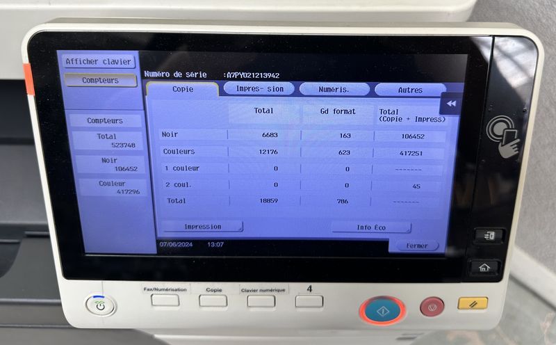 IMPRIMANTE MULTIFONCTIONS COULEUR A3 DE MARQUE KONICA MINOLTA MODELE BIZHUB C308. 30 PAGES MINUTE, 3 BACS DONT 1 DE TRES GRANDE CAPACITE, COPIEUR, DUPLEX AUTO, SCANNER DONT : SCAN TO EMAIL - SCAN TO SMB - SCAN TO FTP - SCAN TO HDD - SCAN TO USB - SCAN TO WEBDAV ET NETWORK TWAIN SCAN, FAX, RECTO VERSO, BYPASS, FEEDER, RESEAU GIGABIT, DISQUE DUR INTERNE DE 250 GO, RAM 1 GO, ECRAN TACTILE 9 POUCES, TRIEUSE ET AGRAFEUSE. VENDU AVEC CABLE D'ALIMENTATION ET CABLE RJ45. 523 748 COPIES.