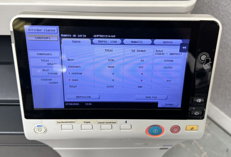 IMPRIMANTE MULTIFONCTIONS COULEUR A3 DE MARQUE KONICA MINOLTA MODELE BIZHUB C308. 30 PAGES MINUTE, 3 BACS DONT 1 DE TRES GRANDE CAPACITE, COPIEUR, DUPLEX AUTO, SCANNER DONT : SCAN TO EMAIL - SCAN TO SMB - SCAN TO FTP - SCAN TO HDD - SCAN TO USB - SCAN TO WEBDAV ET NETWORK TWAIN SCAN, FAX, RECTO VERSO, BYPASS, FEEDER, RESEAU GIGABIT, DISQUE DUR INTERNE DE 250 GO, RAM 1 GO, ECRAN TACTILE 9 POUCES, TRIEUSE ET AGRAFEUSE. VENDU AVEC CABLE D'ALIMENTATION ET CABLE RJ45. 305 477 COPIES.