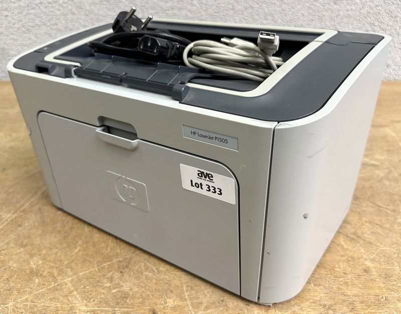 IMPRIMANTE RESEAU LASER A4 DE MARQUE HP MODELE LASERJET P1505, 24 PAGES MINUTES, 1 BAC, FEEDER, RESEAU. VENDU AVEC CABLES ALIMENTATION ET USB.