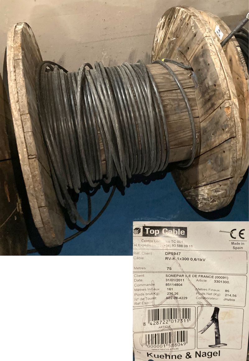 TOURET DE CABLES DE CUIVRE RV-K 1X3000 0,6/1KV. POIDS BRUT 55 KG, DIAMETRE DU TOURET 80 CM POIDS APPROXIMATIF DU TOURET 30 KG, DIAMETRE DU CABLE 1 CM. ARCUEIL 3 -1