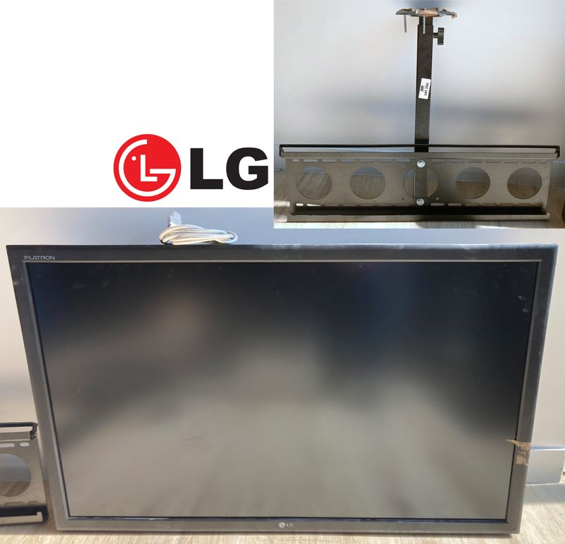 MONITEUR A ECRAN LED DE 42 POUCES DE MARQUE LG MODEL FLATRON M4210CE. VENDU AVEC SON ATTACHE PLAFON ET SON CABLE D'ALIMENTATION. 2 UNITES. VENDU A L'UNITE AVEC FACULTE DE REUNION. ARCUEIL 4.