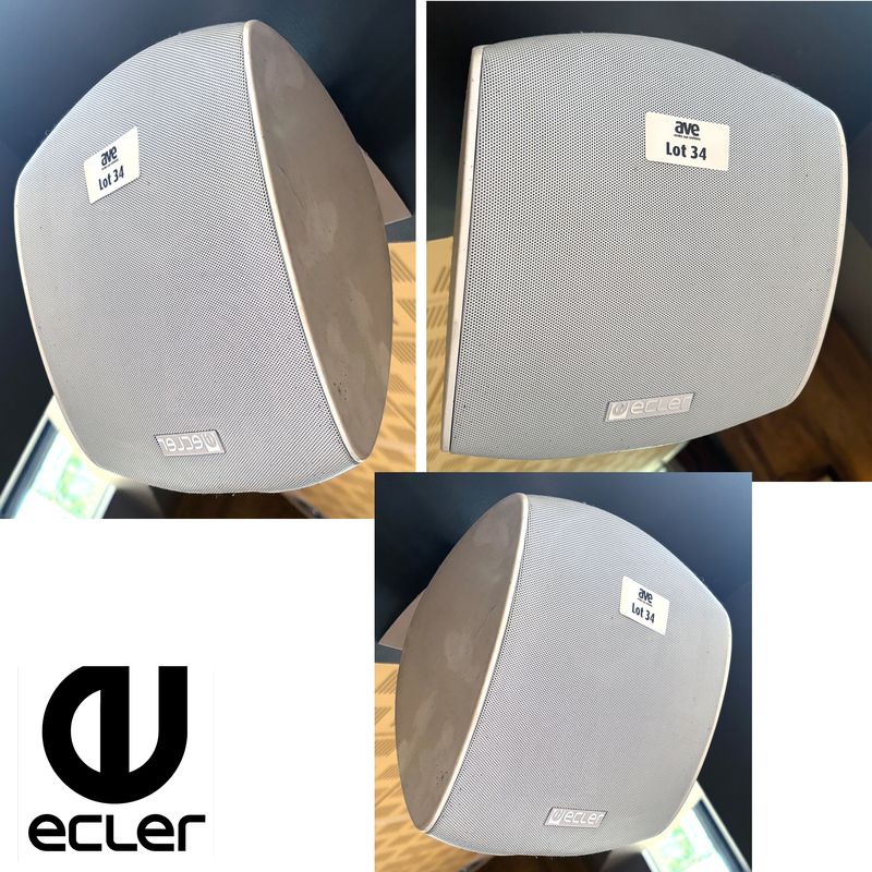 3 ENCEINTES D'INTERIEUR ET OU D'EXTERIEUR DE MARQUE ECLER MODELE eMOTUS30D, 25 WATT A 8 HOMS, 3 WOOFERS, IP65, DE COULEUR BLANCHE (RAL 9016). VENDUES AVEC FIXATIONS MURALES. 24 X 25 X 16 CM.