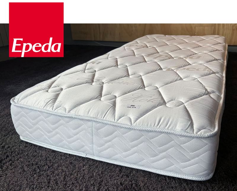 MATELAS D'HOTEL DE DIVERS MARQUES DONT EPEDA. 190 X 90 CM.