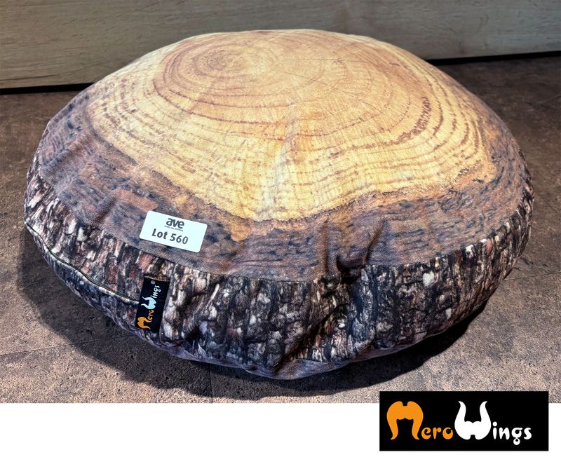 X3 POUF ROND EN FORME ET DECOR DE RONDIN DE BOIS DE MARQUE MEROWINGS MODELE FOREST ANNUAL RING CUSHION. 15 X 60 CM.