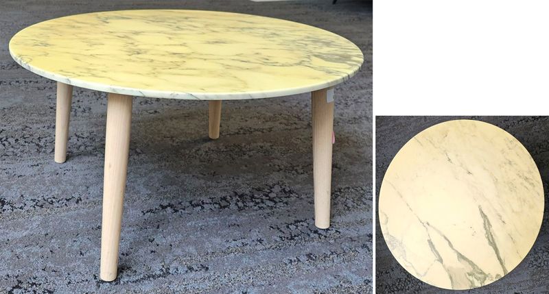 TABLE BASSE RONDE PLATEAU EN MARBRE ARABESCATO REPOSANT SUR 4 PIEDS EN PIN NATUREL. 36,5 X 70 CM. 4 UNITES. VENDU A L'UNITE AVEC FACULTE DE REUNION. LOCALISATION -> BAT A : 1 SE; BAT B : STOCK DELTA 2