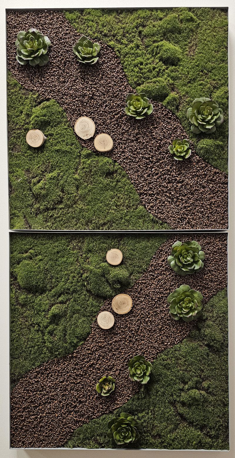 PANNEAU CARRE VEGETALISE AGREMENTE DE PLANTES STABILISEES. 60 X 60 X 5 CM. DEMONTAGE PAR L'ACHETEUR DANS LES REGLES DE L'ART. 4 UNITES. VENDU A L'UNITE AVEC FACULTE DE REUNION. LOCALISATION -> BAT A : -2 NE