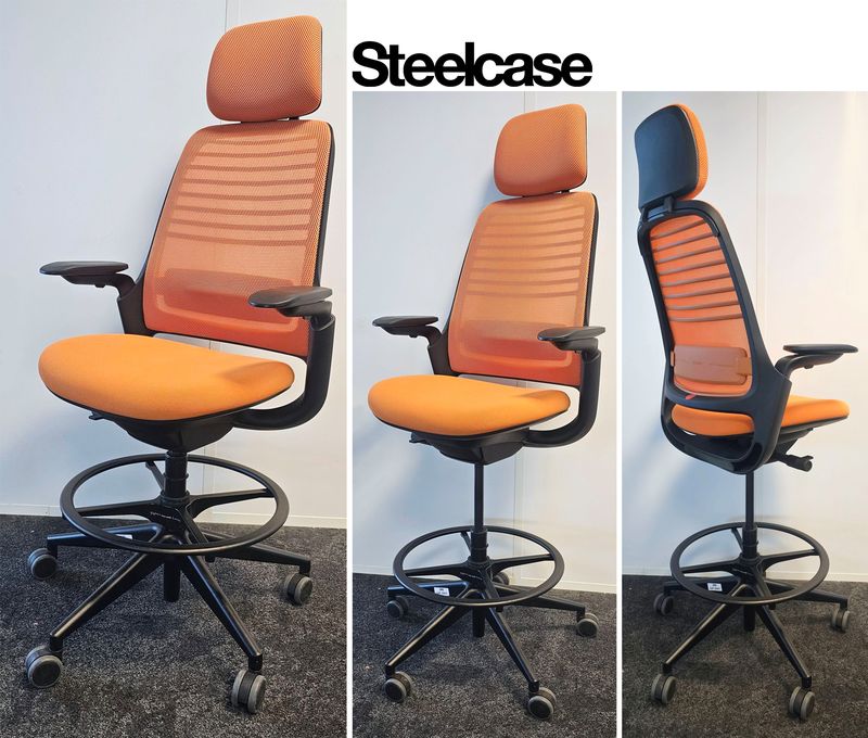 FAUTEUIL DE BUREAU HAUT A HAUTEUR AJUSTABLE ET TETIERE, SOUTIEN LOMBAIRE DE MARQUE STEELCASE MODELE SERIES 1 DOSSIER EN RESILLE DE COULEUR ORANGE, ASSISE ET TETIERE EN TISSU DE COULEUR ORANGE REPOSANT SUR UN PIETEMENT ETOILE A ROULETTES ET UN REPOSE PIED EN ACIER LAQUE NOIR. HAUTEUR MIN : 130 CM ; HAUTEUR MAX : 148 CM ; 64 X 64 CM. 2 UNITES. VENDU A L'UNITE AVEC FACULTE DE REUNION. LOCALISATION -> BAT A : 2 S, RDC E