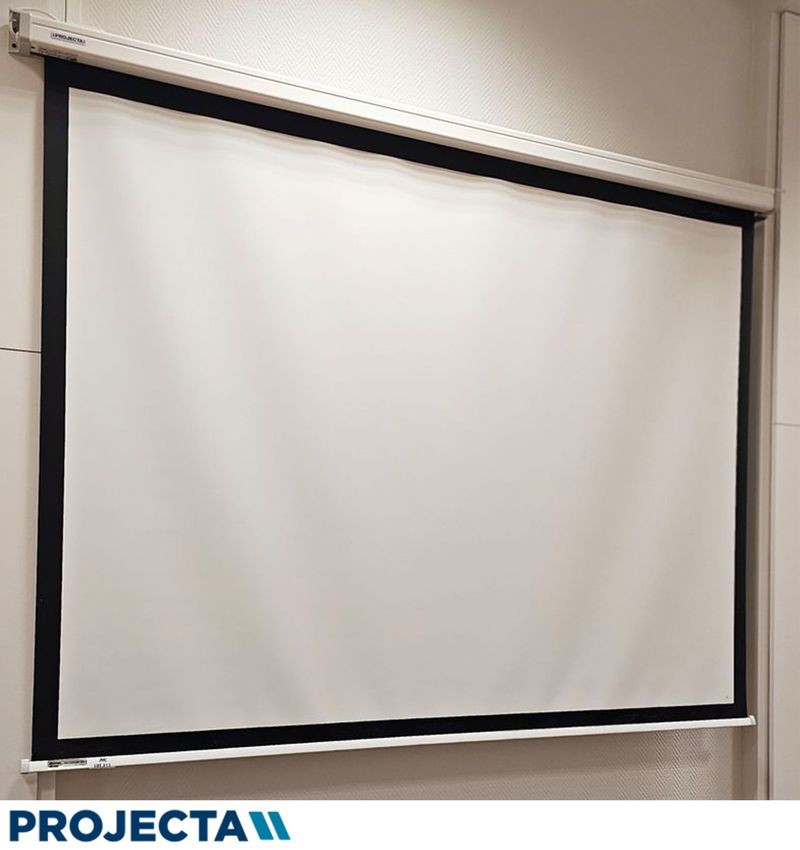 ECRAN DE PROJECTION ELECTRIQUE DE MARQUE PROJECTA MODELE SLIM SCREEN EL 153X200 MWS VID WIG. TOILE : 154 X 200 CM. DEMONTAGE PAR L'ACHETEUR DANS LES REGLES DE L'ART. 2 UNITES. VENDU A L'UNITE AVEC FACULTE DE REUNION. LOCALISATION -> BAT A : -2 SE