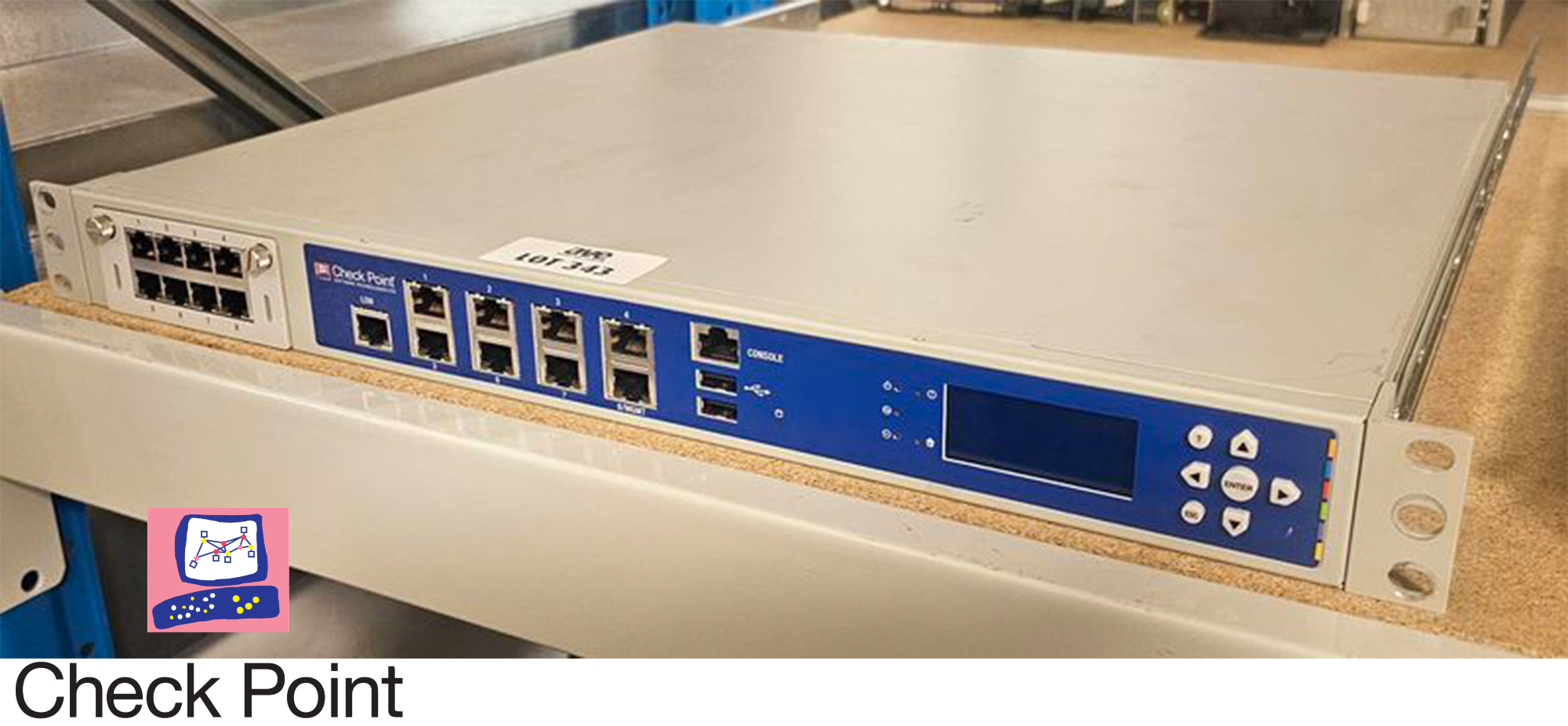 SWITCH GIGABIT RACKABLE 8 PORTS DE MARQUE CHECK POINT MODELE T-180. LOCALISATION -> BAT J : - 1