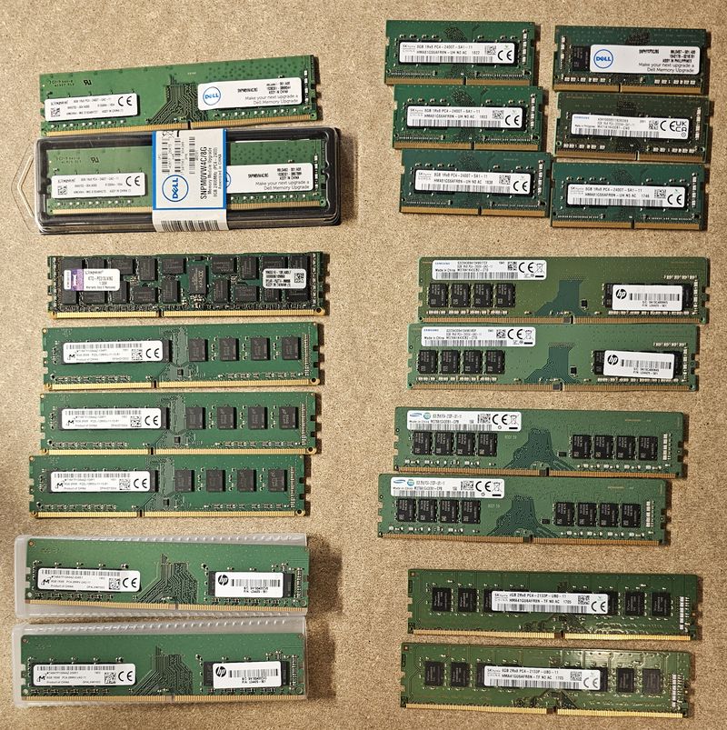 79 BARRETTES DE RAM DE DIVERSES MARQUE ET DIVERS MODELE COMPRENANT : 9 BARRETTES DE 256 MB; 19 BARRETTES DE 512 MB; 31 BARRETTES DE 1 GB; 21 BARRETTES DE 2GB; 19 BARRETTES DE 4GB ET 20 BARRETTES DE 8G. LOCALISATION -> BAT J : - 1