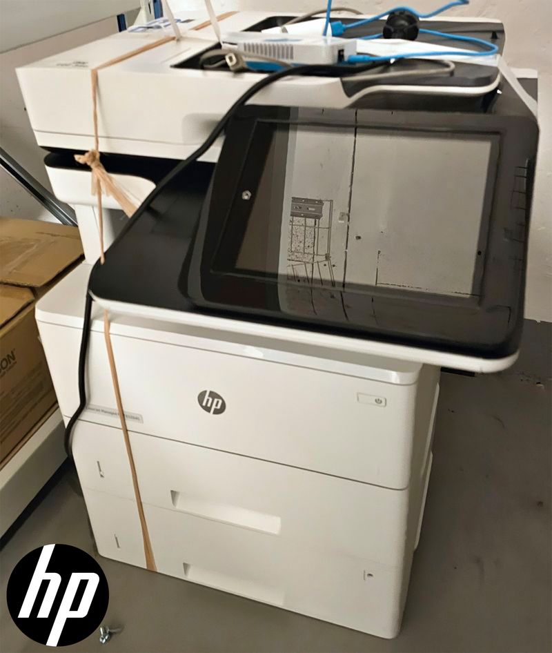 IMPRIMANTE LASER RESEAU A 2 BACS DE MARQUE HP MODELE LASER JET MANAGED MFP ES2645.  LOCALISATION -> BAT J : - 1