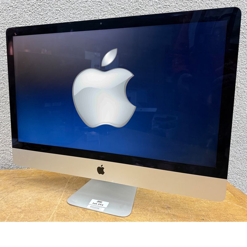 ORDINATEUR DE BUREAU LED 27 POUCES DE MARQUE APPLE MODELE IMAC A1419, PROCESSEUR INTEL CORE I5, 2 X 4 GO DE RAM DDR3, DISQUE DUR 1TO, PROCESSEUR GRAPHIQUE NVIDIA GFORCE, AVEC SON CABLE D'ALIMENTATION. ACCIDENT (RAYURE SUR L'ECRAN). LOCALISATION -> BAT J : - 1