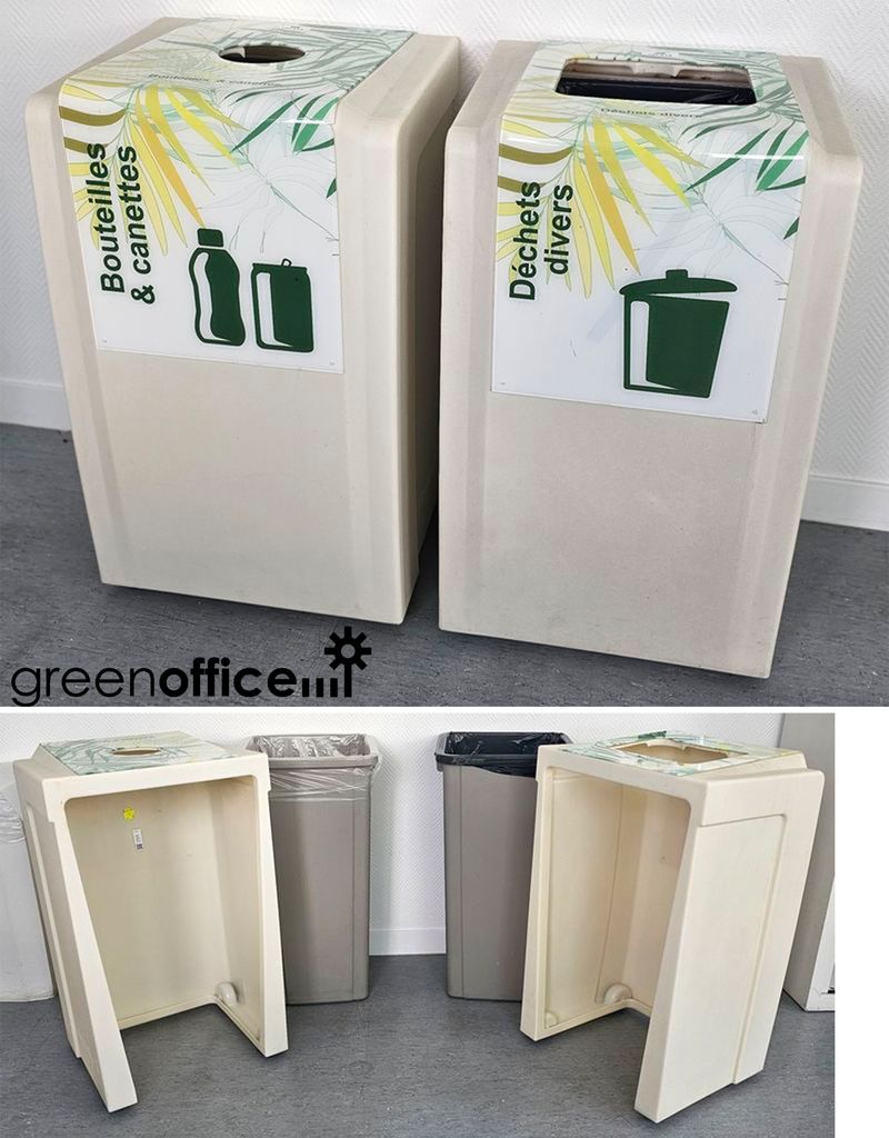 9 POUBELLES DE TRI SUR ROULETTE EN NYLON DE COULEUR BEIGE DONT : 3 POUBELLES "DECHETS DIVERS", 3 POUBELLES "BOUTEILLES & CANNETTES" ET 3 "PAPIER & CARTON". 85 X 49 X 45 CM. LOCALISATION -> BAT H : RDC, 1