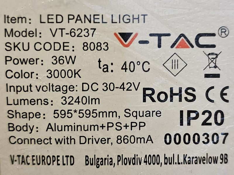 17 DALLES PLAFONNIER LED DE MARQUE V-TAC MODELE VT-6237. 60 X 60 CM. 3240 LM, WARM WIGHT 30 000 K. VENDU DANS LEUR EMBALLAGE D'ORIGINE. LOCALISATION -> BAT B : STOCK DELTA