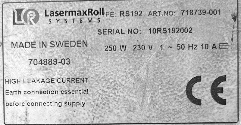 LIGNE D'IMPRESSION COMPRENANT : UNE IMPRIMANTE JET D'ENCRE GRAND FORMAT DE MARQUE XEROX MODELE IMPIKA REFERENCE (230 X 270 X 300 CM), UNE CHEMIN DE CONVOIEMENT DE MARQUE LASER MAX ROLL SYSTEMS MODELE RS192 (230 V, 220 X 360 X 130 CM)) ET UN DEROULEUR DE PAPIER DE MARQUE SIMKO MODELE SIMVAK 11 (162 X 73 X 190 CM) AVEC SON ASPIRATEUR. ON Y JOINT 7 BARRIQUES DE 20 LITRES D'ENCRE HD A BASE AQUEUSE DE MARQUE XEROX DONT 2 JAUNES, 2 MAGENTA, 2 CYAN ET 1 NOIR ET 12 PLATEAUX DE MANUTENTION. DEMONTAGE PAR L'ACHETEUR DANS LES REGLES DE L'ART. LOCALISATION -> BAT H : RDC