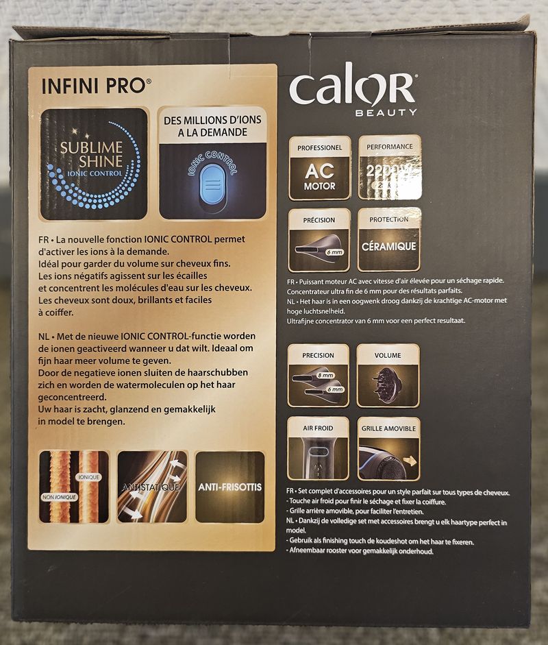 SECHE CHEVEUX DE MARQUE CALOR BEAUTY MODELE SUBLIME SHINE INFINI PRO CV8730. 2200 WATTS. VENDU AVEC 3 ACCESSOIRES. VENDU NEUF DANS SON EMBALLAGE D'ORIGINE. LOCALISATION -> BAT B : STOCK DELTA 3