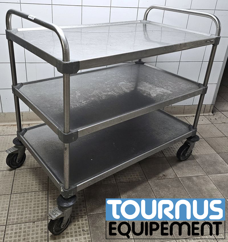 CHARIOT DE SERVICE SUR ROULETTES A 3 NIVEAUX EN INOX ALIMENTAIRE DE MARQUE TOURNUS EQUIPEMENT. 95 X 98,5 X 60 CM. LOCALISATION -> BAT FK