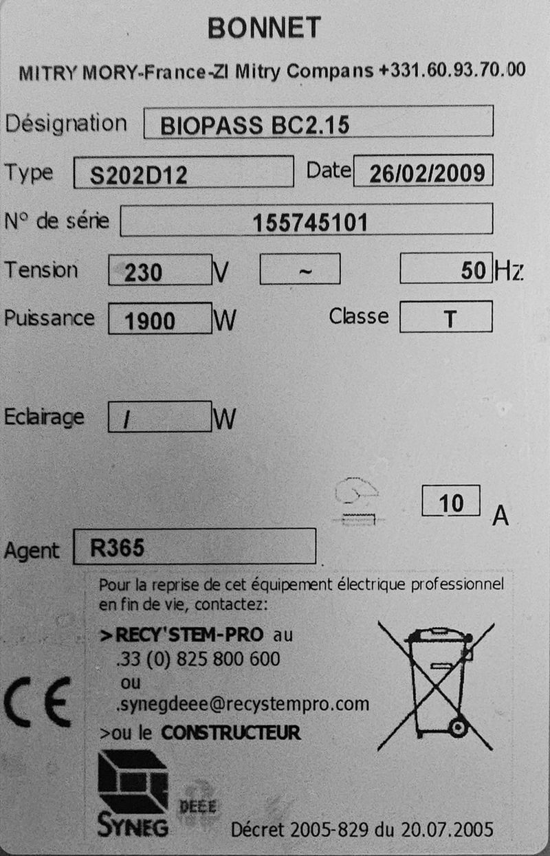 ETUVE SUR ROULETTES A 16 NIVEAUX DE MARQUE BONNET MODELE S202 D 12. 220 VOLTS. 131 X 68 X 90 CM. LOCALISATION -> BAT FK