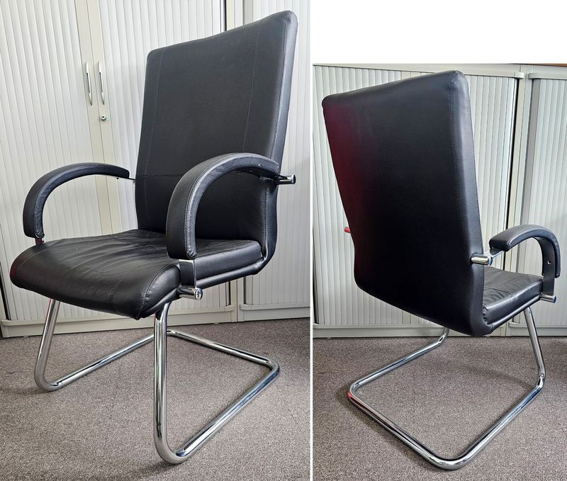 3 FAUTEUILS VISITEURS ASSISE, DOSSIER ET ACCOUDOIR EN SIMILI CUIR DE COULEUR NOIRE REPOSANT SUR UNE STRUCTURE ET UN PIETEMENT EN PORTE A FAUX EN ACIER CHROME. 104 X 63 X 68 CM. 3 UNITES. VENDU A L'UNITE AVEC FACULTE DE REUNION. LOCALISATION -> BAT H : 2