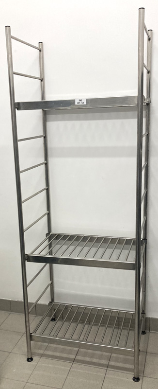 EGOUTTOIR EN INOX ALIMENTAIRE A 3 NIVEAUX. 183 X 65 X 45 CM. LOCALISATION -> AVE - 2 BOULEVARD DU GENERAL DE GAULLE - 92500 RUEIL MALMAISON