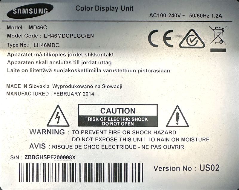 MONITEUR CONNECTE A ECRAN LED DE 46 POUCES DE MARQUE SAMSUNG MODELE MD46C, HDTV TUNER INTEGRE. VENDU AVEC SON ATTACHE PLAFOND. LOCALISATION : RDC1 - 2 RUE DE SABLONVILLE - 75017 PARIS.