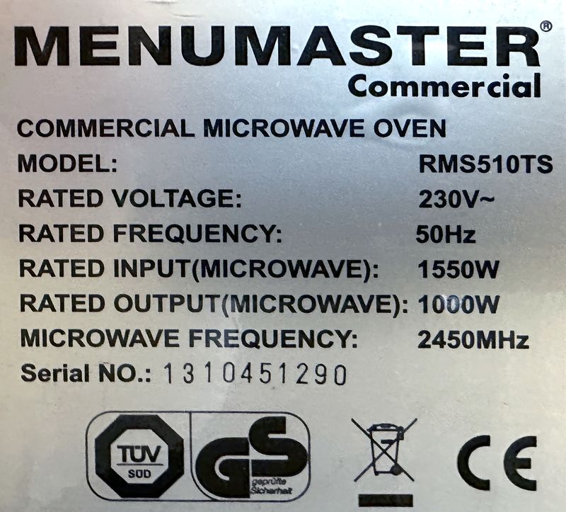 FOUR A MICRO-ONDES PROFESSIONNEL 1000 WATTS DE MARQUE MENUMASTER COMMERCIAL MODELE RMS510ST. 31 X 51 X 43 CM. LOCALISATION : RDC1 - 2 RUE DE SABLONVILLE - 75017 PARIS.