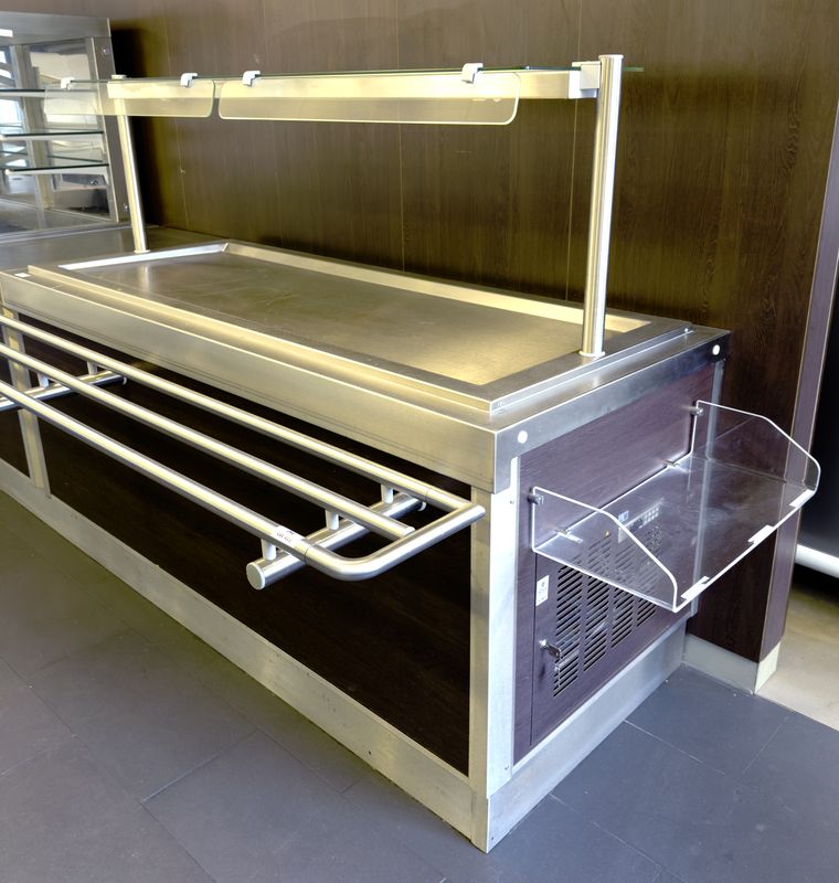 MEUBLE DE SERVICE DE MAINTIEN AU FROID DE MARQUE VAUCONSTANT EN INOX ALIMENTAIRE. GROUPE FROID INTEGRE. 150 X 193 X 82 CM. LOCALISATION : RDC1 - 2 RUE DE SABLONVILLE - 75017 PARIS.