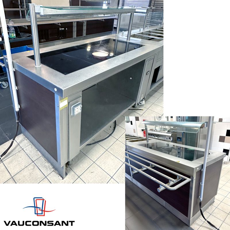 MEUBLE DE MAINTIEN AU CHAUD A 2 PLAQUES EN VITROCERAMIQUE ET INOX ALIMENTAIRE AVEC CASQUETTE HYGIENIQUE EN VERRE ET ESPACE DE RANGEMENT EN PARTIE BASSE COTE SERVICE DE MARQUE VAUCONSTANT. 135 X 158 X 82 CM. LOCALISATION : RDC1 - 2 RUE DE SABLONVILLE - 75017 PARIS.