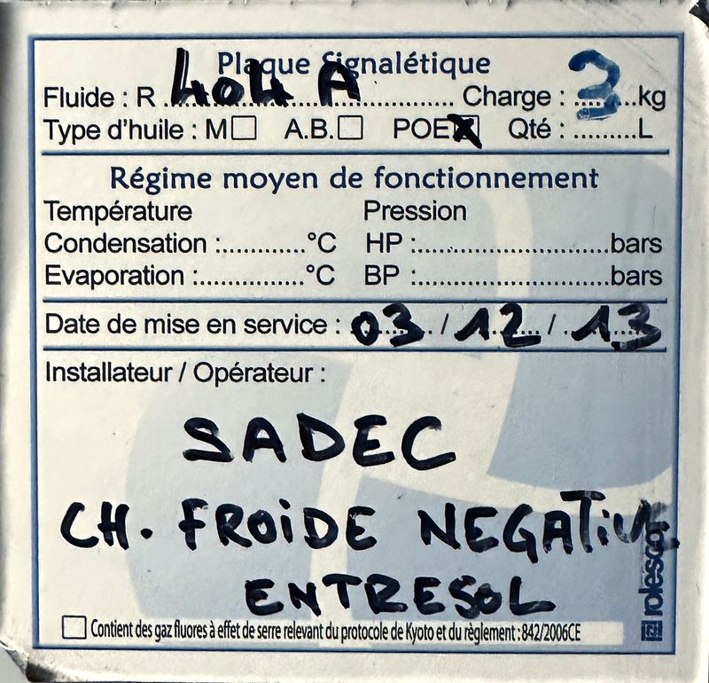 7 GROUPES EVAPORATEURS DIVERSES TAILLES ET DIVERSES CAPACITES COMPRENANT : 5 EVAPORATEURS POSITIFS ET 2 EVAPORATEURS NEGATIFS DE MARQUE FRIGA-BOHN MODELE MR190L OU PROFROID MODELE DFC 26 EV 6P DA R449A OU EVAP.BP 215 OU EVAP.BP 2256 OU EVAP.BN 2356 OU EVAP.BP 145 VINYL ; 7 GROUPES FROIDS DE MARQUE PROFROID MODELE QUIETIS WPH08C OU QUIETIS WPH13C OU QUIETIS WPH06C OU QUIETIS WPL08A ET 6 MOUCHARD DE MARQUE PROCOLD OU MASTERCELLA. LOCALISATION : RDC1 - 2 RUE DE SABLONVILLE - 75017 PARIS.