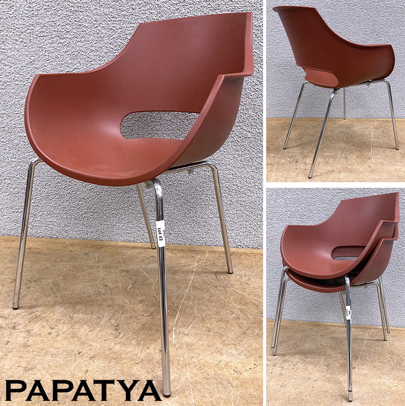 3 FAUTEUILS EMPILABLES DE MARQUE PAPATYA MODELE OPAL-ML ARMCHAIR ASSISE ET DOSSIER COQUE EN POLYCARBONATE DE COULEUR ROUGE BRIQUE REPOSANT SUR 4 PIEDS EN ACIER CHROME. 83 X 58 X 62 CM.