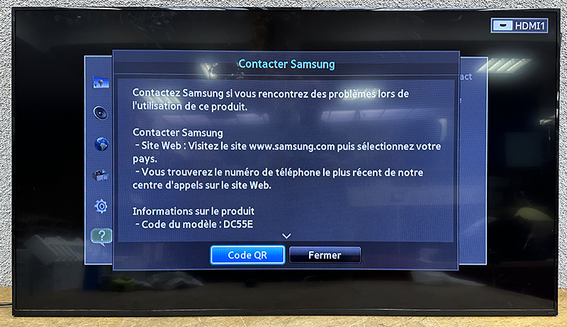 MONITEUR A ECRAN D-LED BLU DE 55 POUCES DE MARQUE SAMSUNG MODELE DC55E. VENDU AVEC CABLE VIDEO HDMI. 2 UNITES. VENDU A L'UNITE AVEC FACULTE DE REUNION.