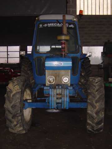 TRACTEUR AGRICOLE FORD 7610 DT  